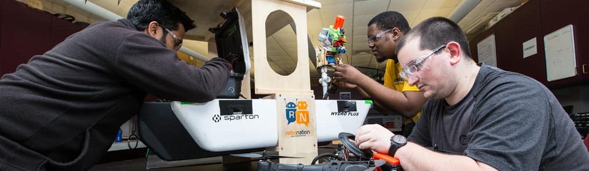 students working in an engineering lab