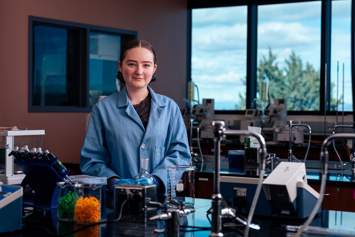 Forensic Biology student Olivia Robbins in the Organic Chemistry Laboratory at Embry-Riddle’s Prescott Campus. 